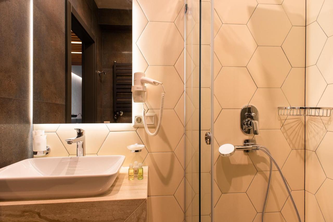 Mojo Boutique Hotel Luck Kültér fotó