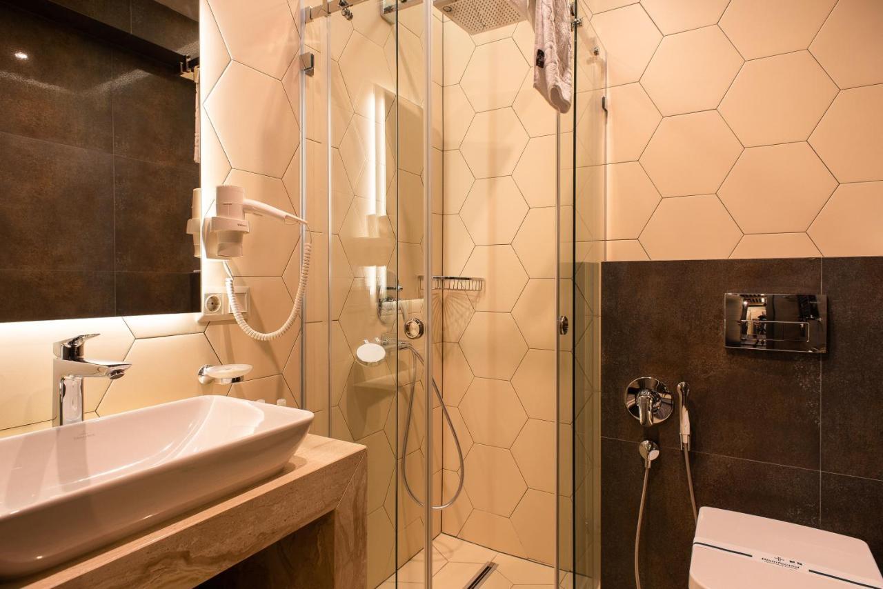 Mojo Boutique Hotel Luck Kültér fotó